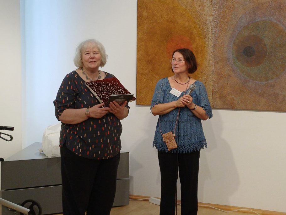 Gudrun Heinz und Marina Palm eröffnen